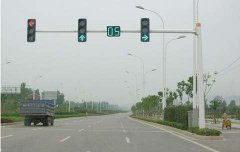 交通信號(hào)燈桿件如何維護(hù)和保養(yǎng)？